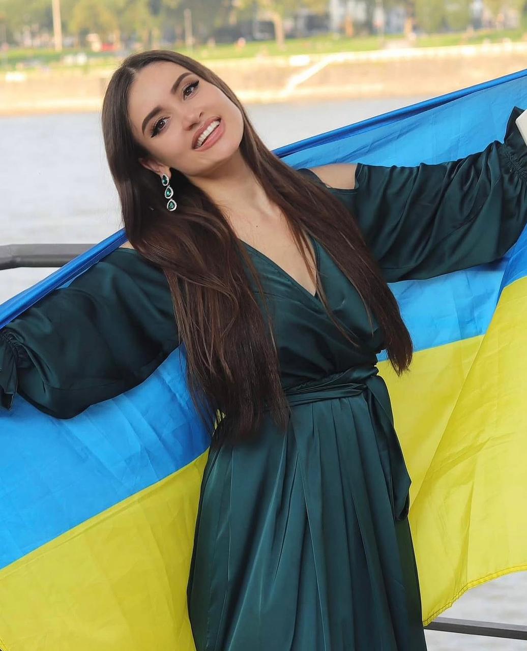 Шеремет Ліна